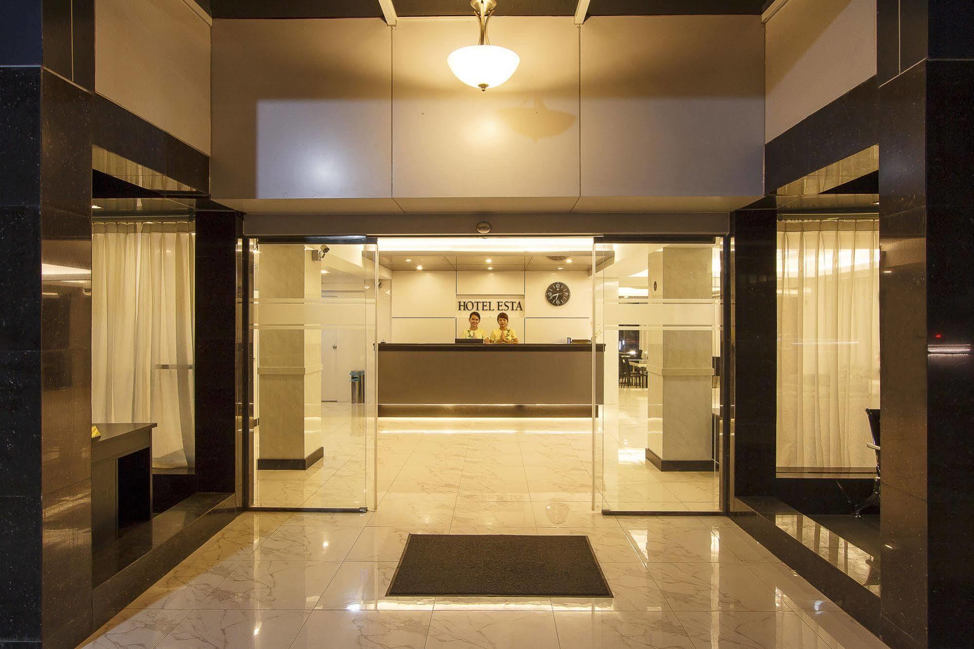 Hotel Esta Yangon Dış mekan fotoğraf