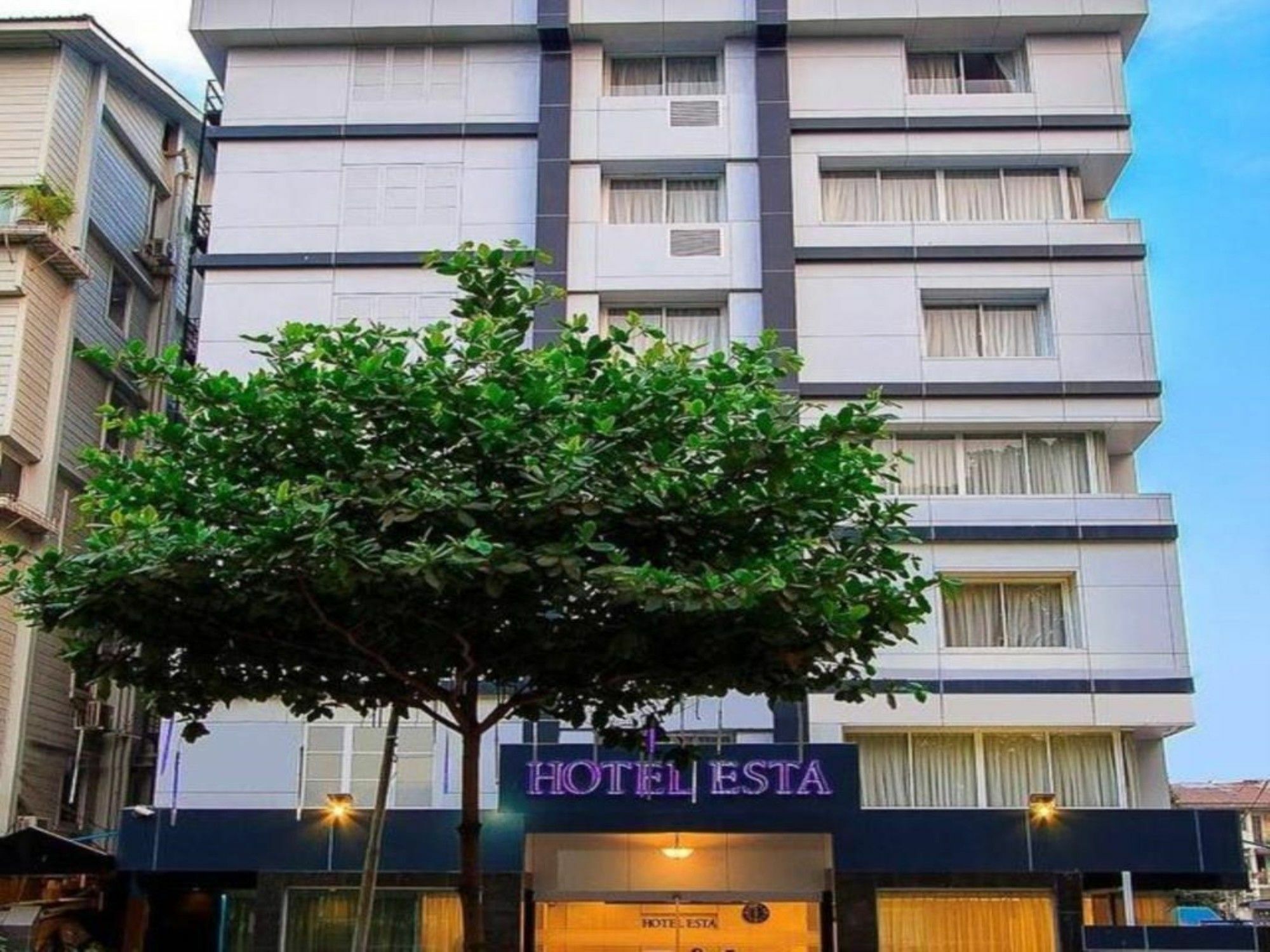 Hotel Esta Yangon Dış mekan fotoğraf
